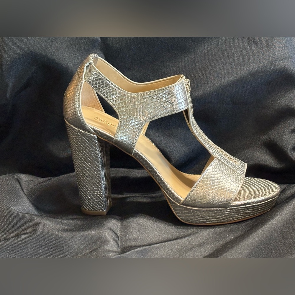 Michael Kors BERKLEY Sandal- Metallic Embossed Leather, CHAMPAGNE